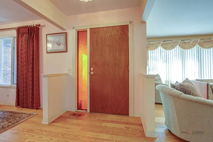 939 Ridgeland Avenue, Mundelein, IL 60060 - Image #3