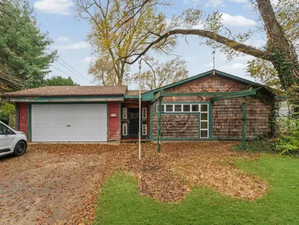 1303 S Western Avenue, Champaign, IL 61821