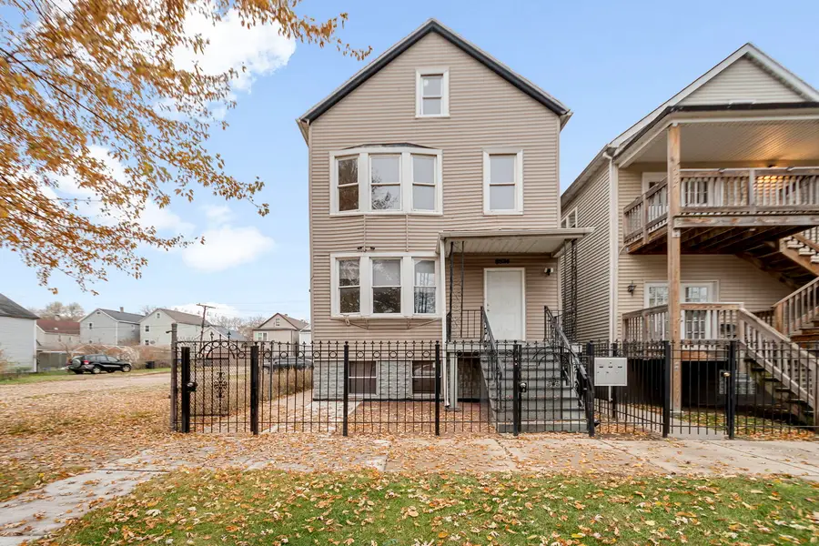 8524 S Buffalo Avenue, Chicago, IL 60617 - Image #2