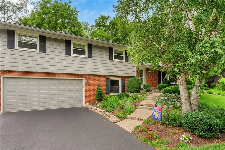 30 S Wulff Street, Cary, IL 60013 - Image #2