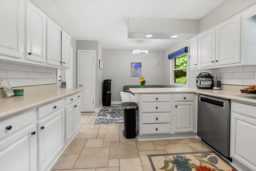 30 S Wulff Street, Cary, IL 60013 - Image #3