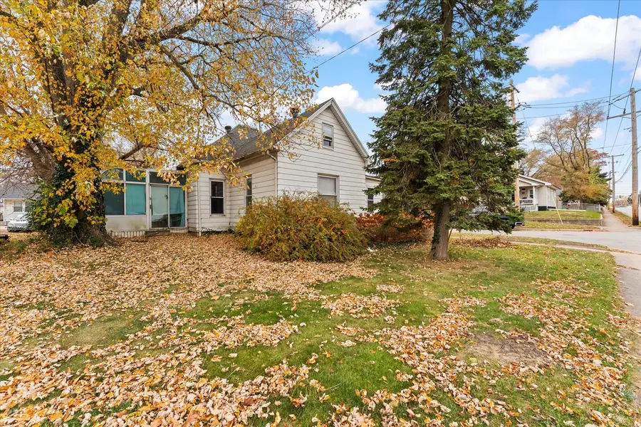 51 E Bradley Avenue, Champaign, IL 61820 - Image #2