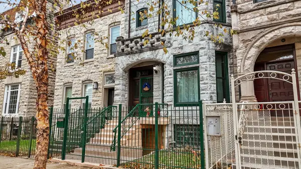 3602 S Prairie Avenue, Chicago, IL 60653