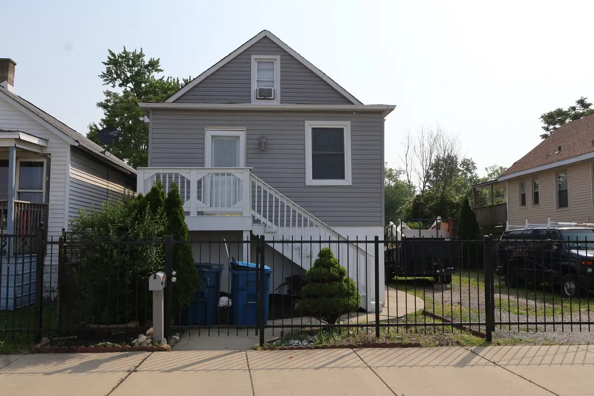 15239 Vincennes Road, Phoenix, IL 60426 - Image #1