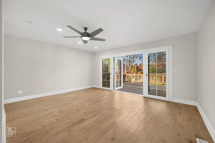 1722 Bonita Avenue, Mount Prospect, IL 60056 - Image #2