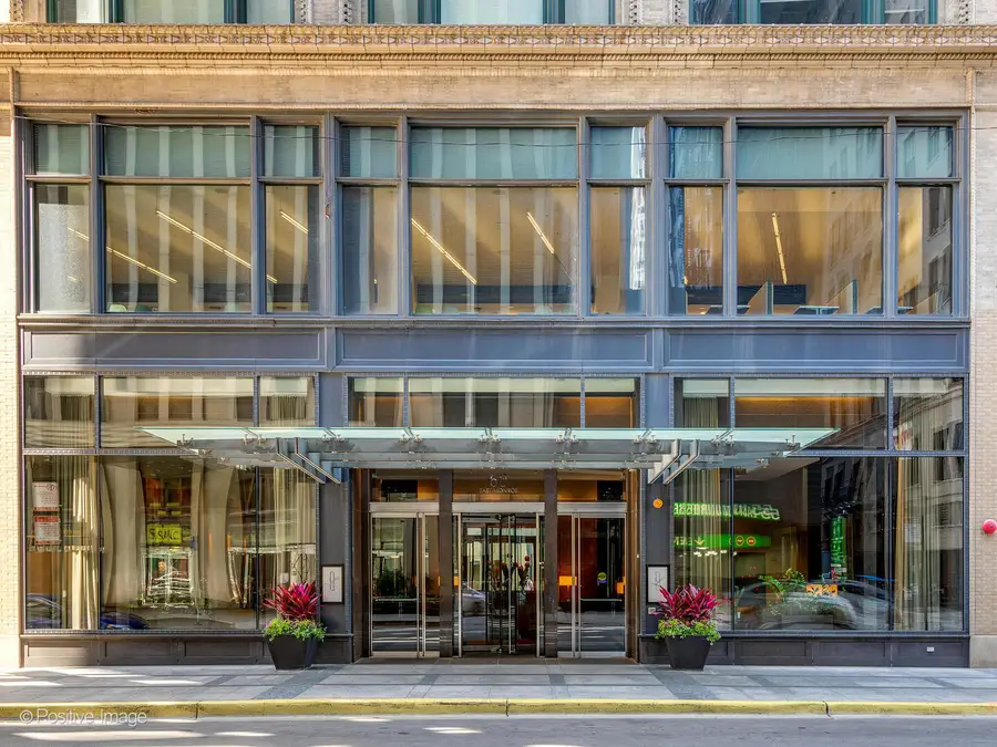 60 E Monroe Street #2001, Chicago, IL 60603 - Image #2