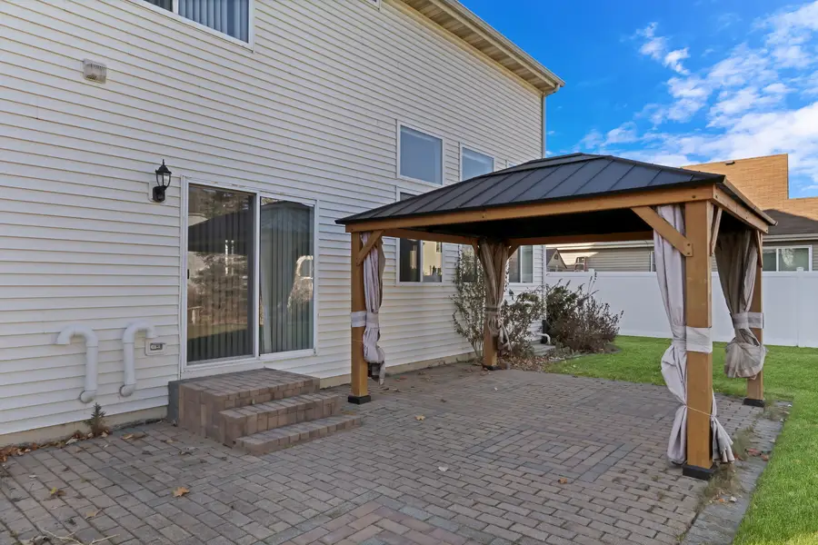 34239 N Larkspur Court, Round Lake, IL 60073 - Image #2