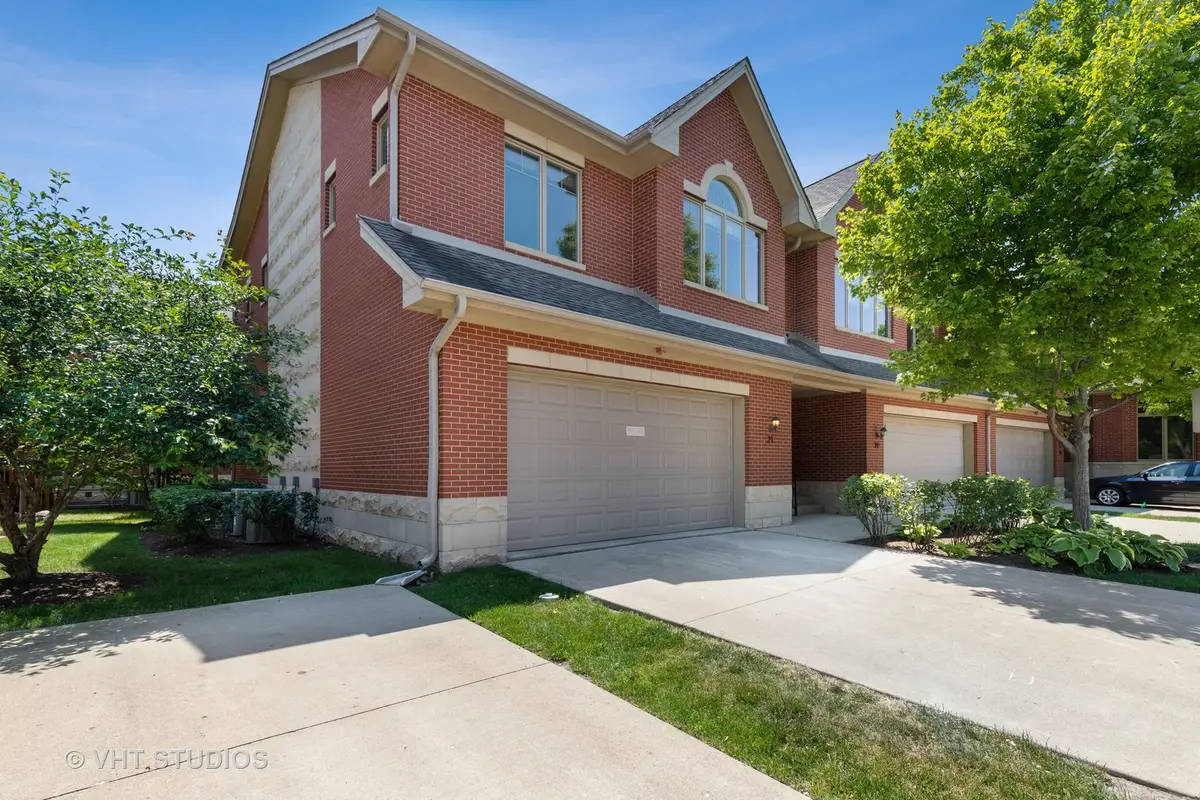 21 Northfield Terrace #21, Wheeling, IL 60090 - Image #1