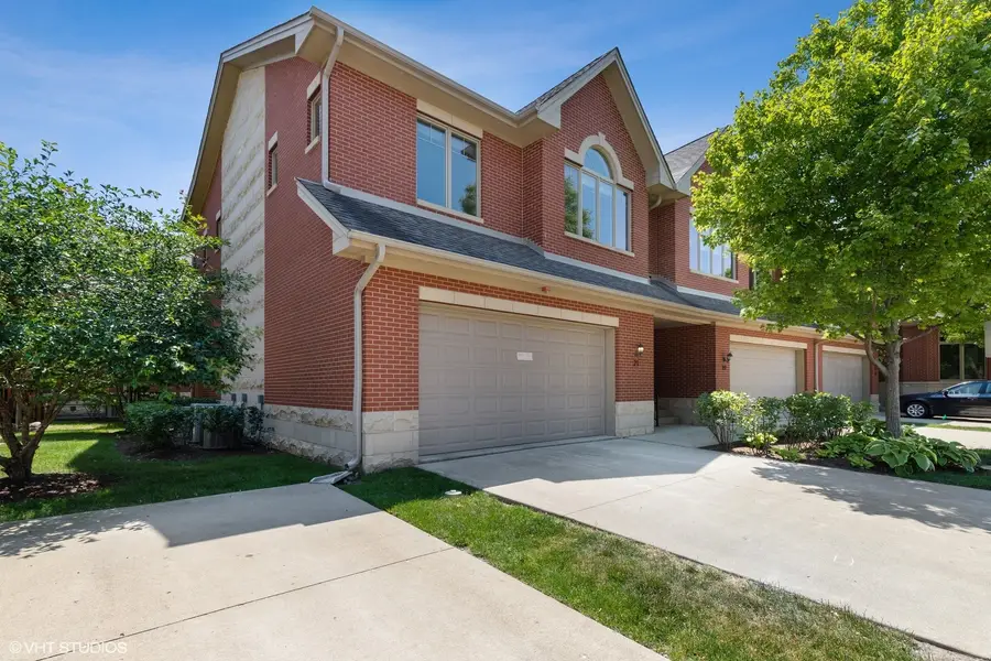 21 Northfield Terrace #21, Wheeling, IL 60090 - Image #2