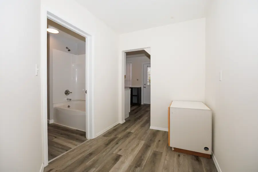 610 E Mulberry Street, Bloomington, IL 61701 - Image #2