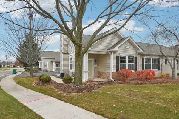 Address Withheld By Seller, Huntley, IL 60142