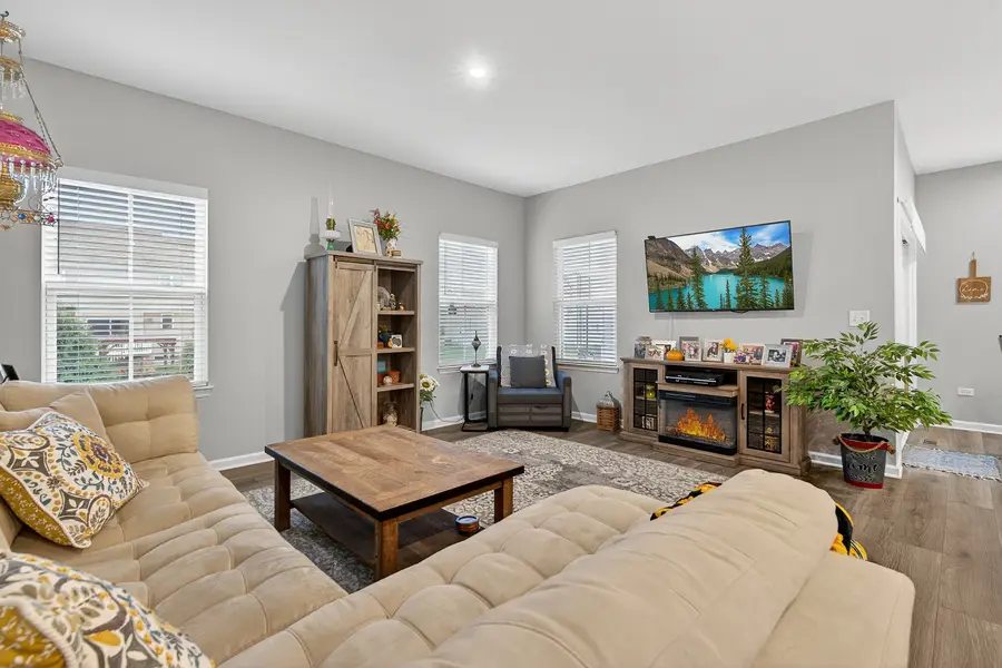 7441 Great Northern Trail, Union, IL 60180 - Image #2