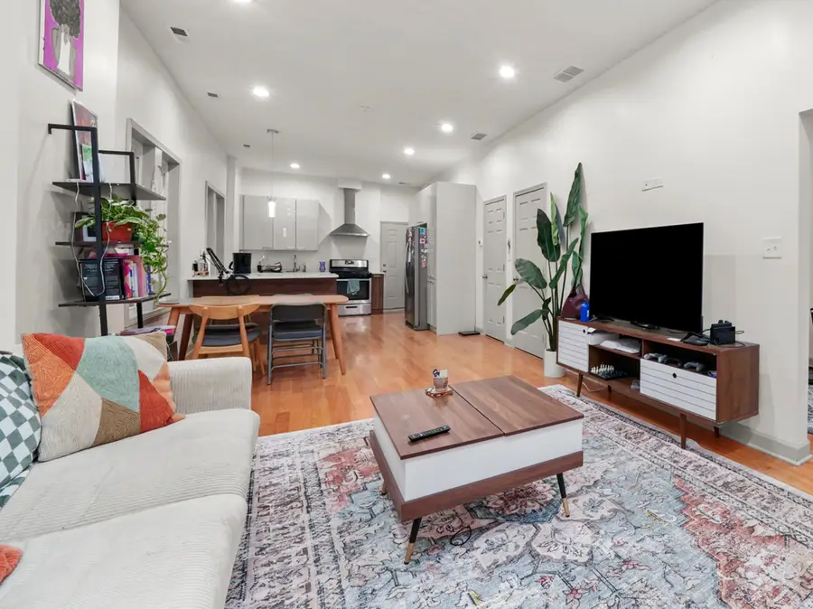 1508 N Artesian Avenue, Chicago, IL 60622 - Image #2