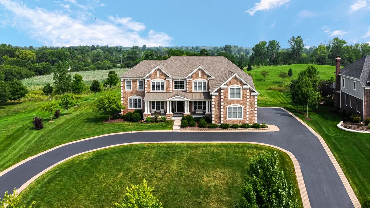 28 Shenandoah Circle, South Barrington, IL 60010 - Image #1