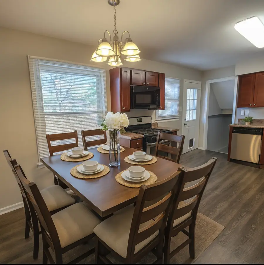 5S353 Stewart Drive, Naperville, IL 60563 - Image #2