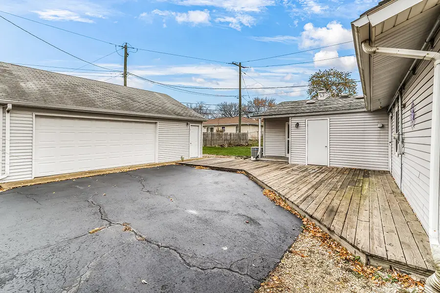 1022 Highland Avenue, Lockport, IL 60441 - Image #3