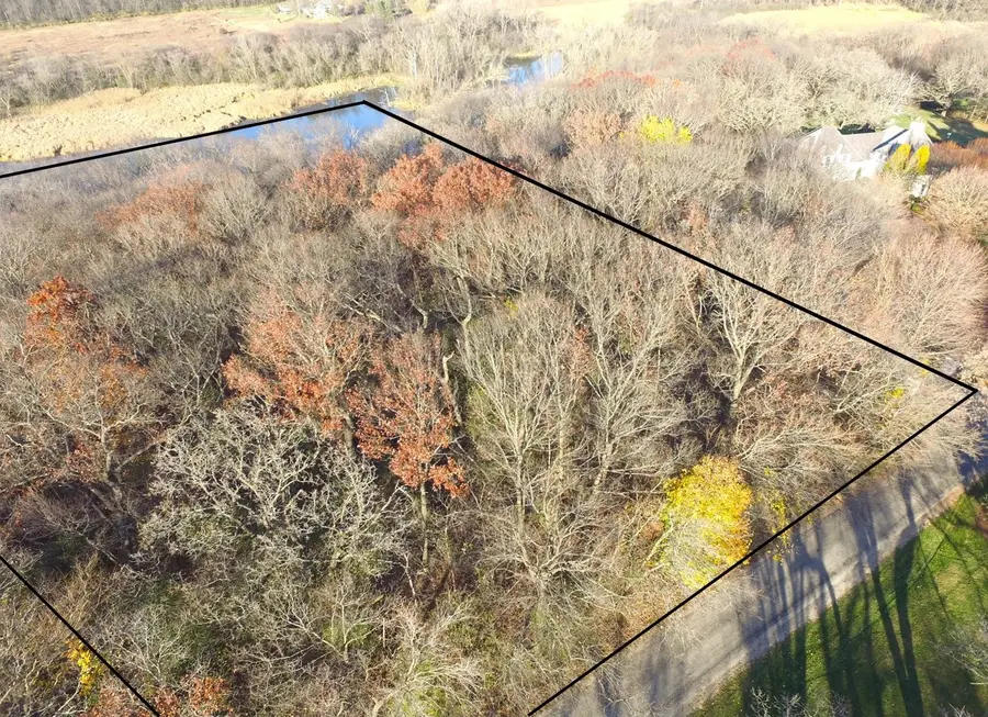 373 N Bateman Circle, Barrington Hills, IL 60010 - Image #2