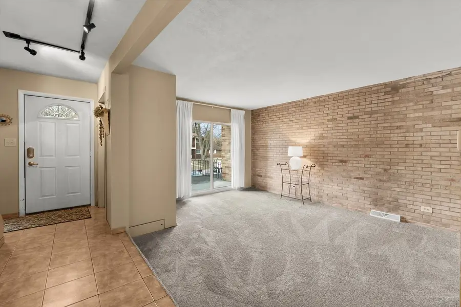 318 Sunset Trail, New Lenox, IL 60451 - Image #2