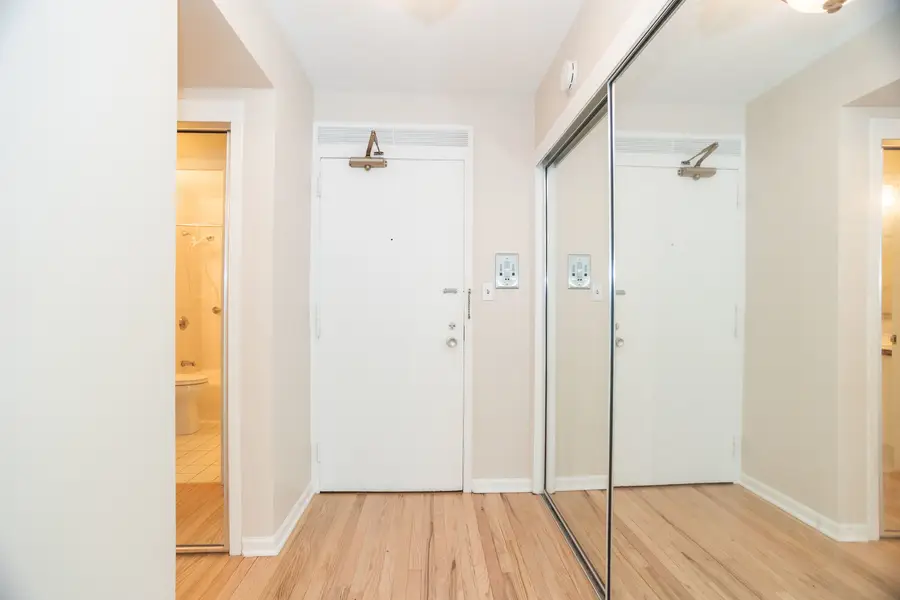 3600 N Lake Shore Drive #523, Chicago, IL 60613 - Image #3