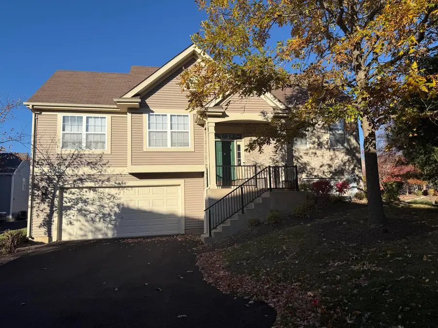 898 Emerald Drive, Pingree Grove, IL 60140 - Image #2