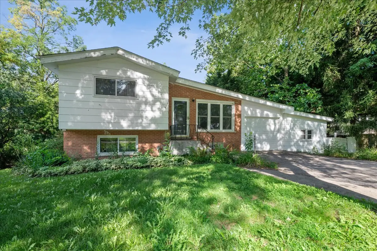 1004 S Grove Avenue, Barrington, IL 60010 - Image #1