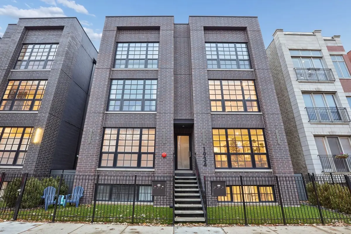 1934 W Belmont Avenue #1E, Chicago, IL 60657 - Image #1