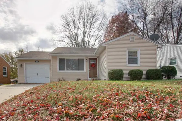 2934 Hampshire St., Quincy, IL 62301-3747