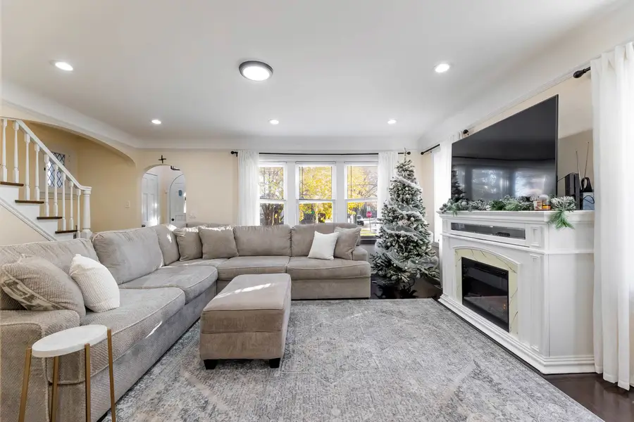 6358 S Keeler Avenue, Chicago, IL 60629 - Image #3