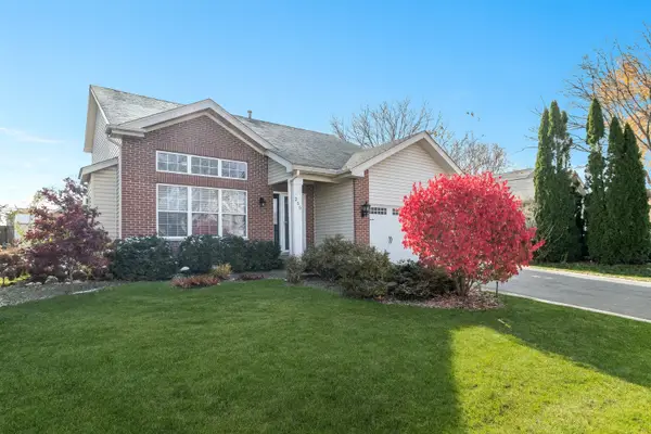 255 Midlane Drive, Crystal Lake, IL 60012