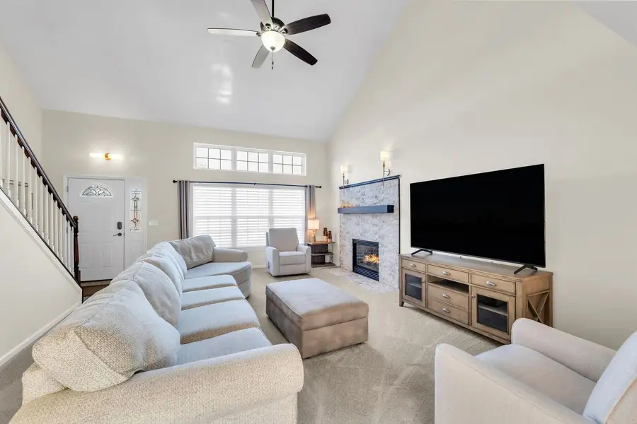 255 Midlane Drive, Crystal Lake, IL 60012 - Image #3