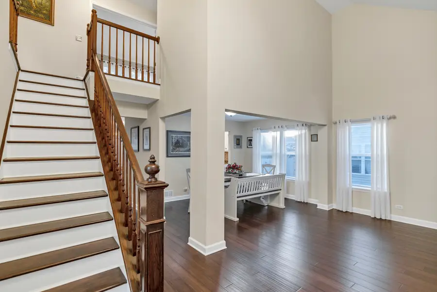 944 Cortney Drive, Carpentersville, IL 60110 - Image #2