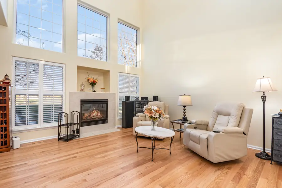 8 Lily Court, Bolingbrook, IL 60440 - Image #2