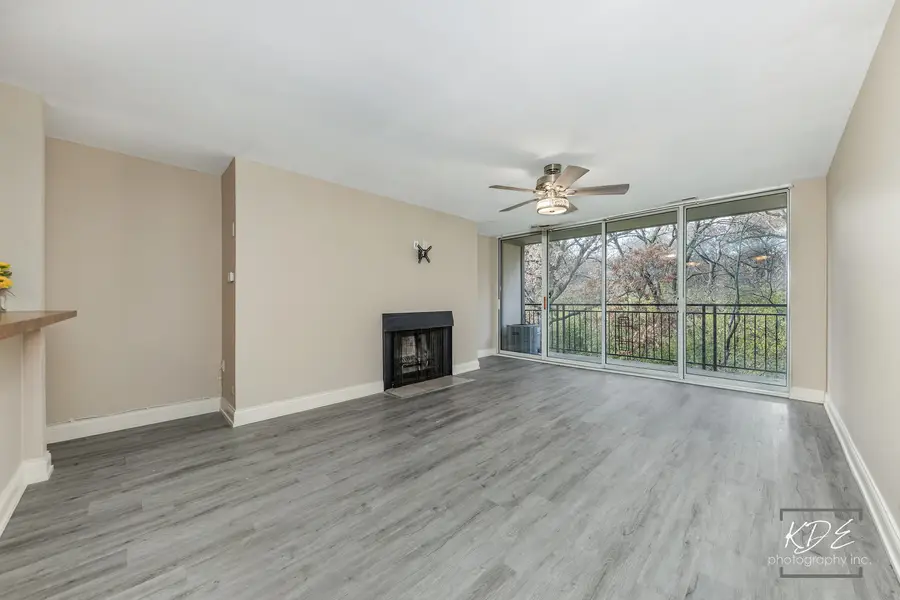 5830 Oakwood Drive #4F, Lisle, IL 60532 - Image #3