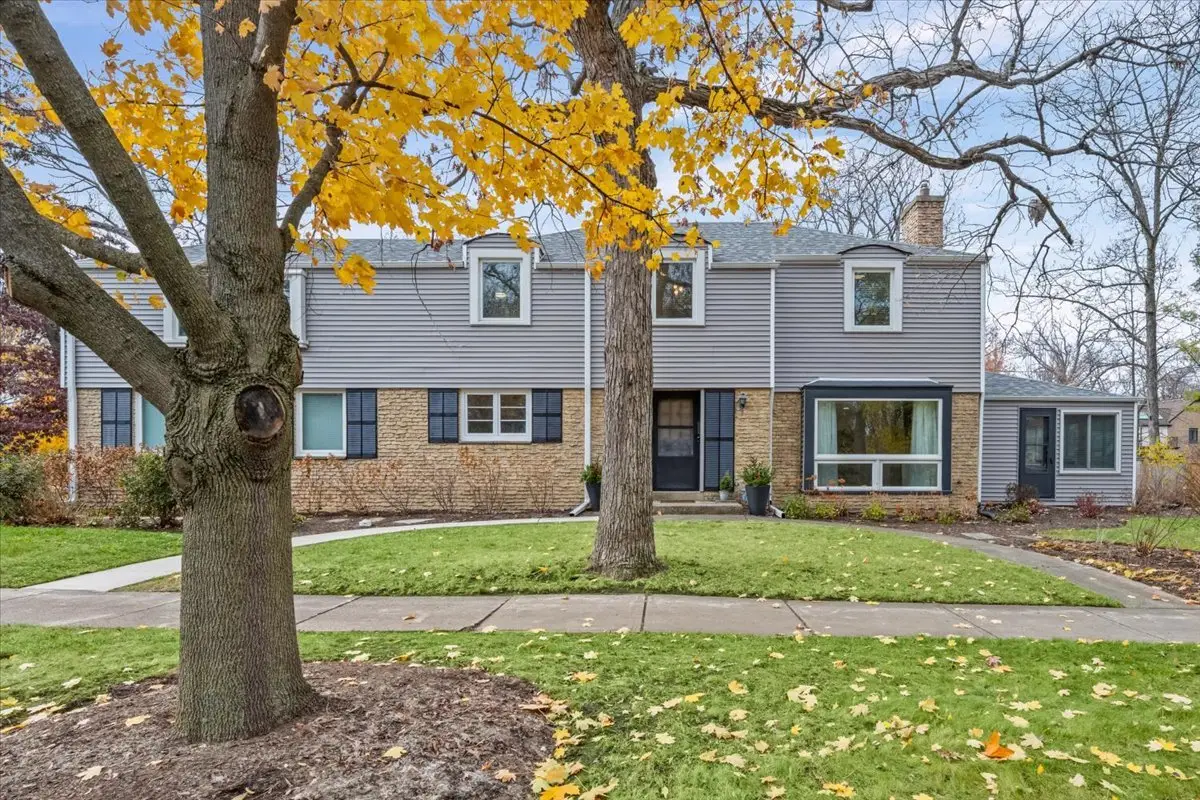 300 Lincolnwood Road, Highland Park, IL 60035 - Image #1