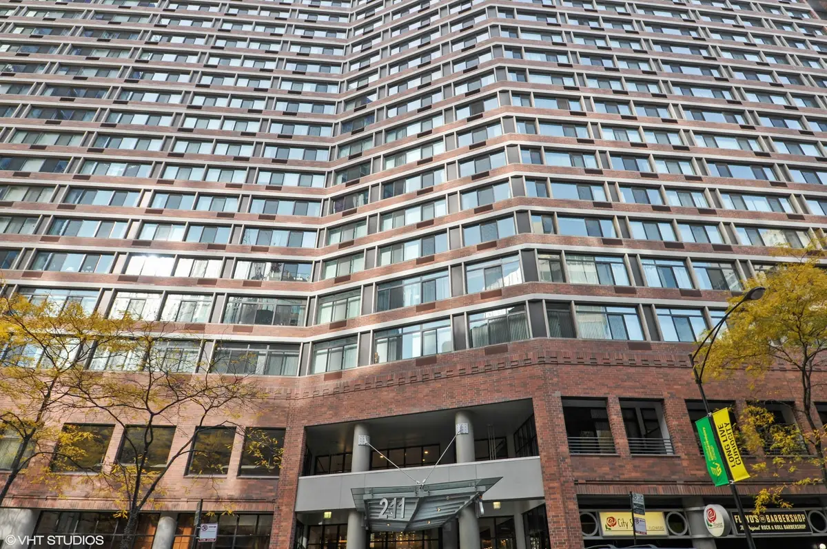 211 E Ohio Street #301, Chicago, IL 60611 - Image #1