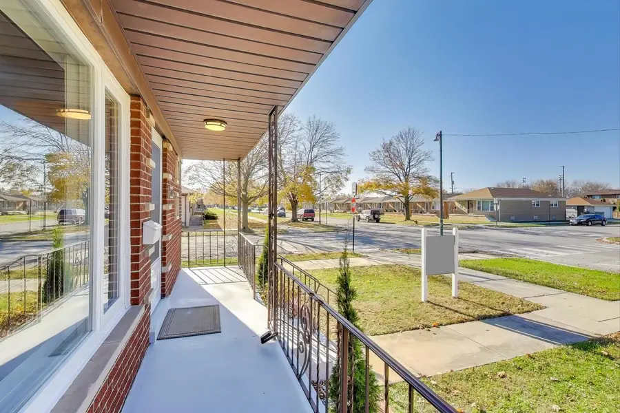 11459 S Ewing Avenue, Chicago, IL 60617 - Image #3