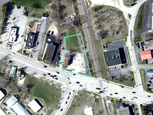 4104 W Elm Street, McHenry, IL 60050