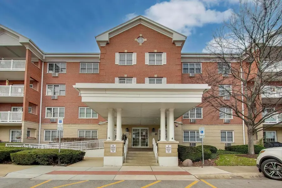 1220 Depot Street #109, Glenview, IL 60025 - Image #3