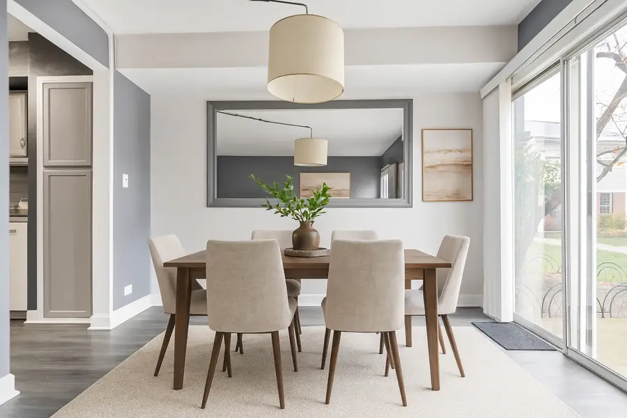 1941 Quaker Hollow Lane #1941, Streamwood, IL 60107 - Image #3