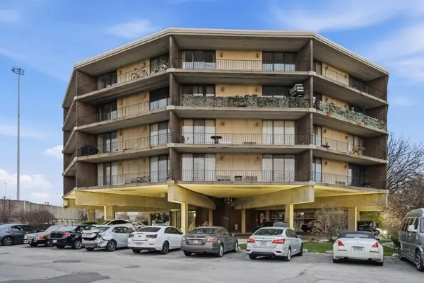 2304 Holiday Terrace #505, Lansing, IL 60438 - Image #1