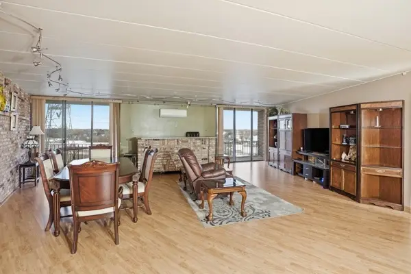 2304 Holiday Terrace #505, Lansing, IL 60438 - Image #3