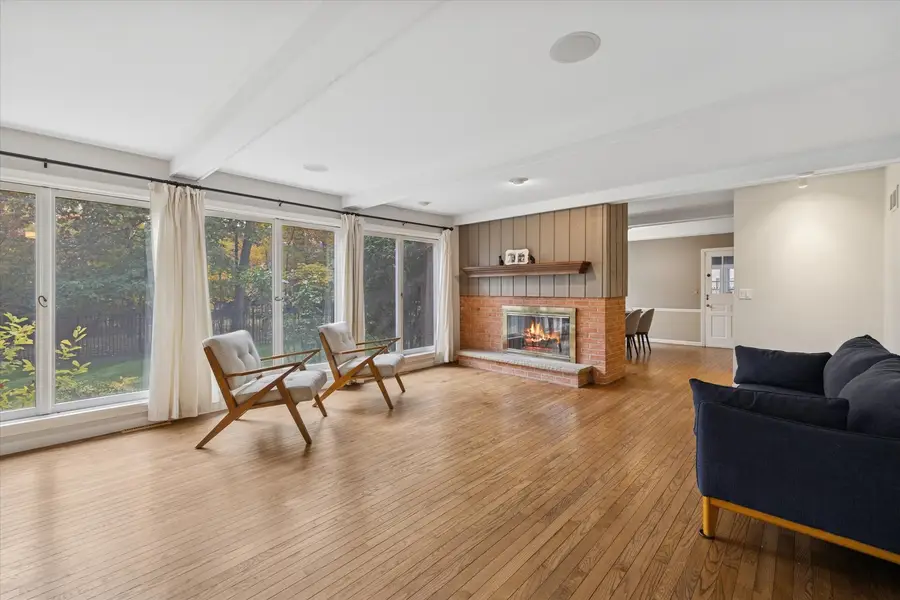 1233 Eastwood Lane, Northbrook, IL 60062 - Image #3