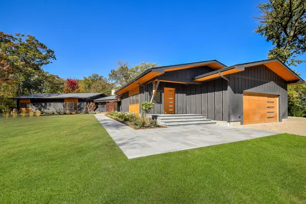 Address Withheld By Seller, Bartlett, IL 60103