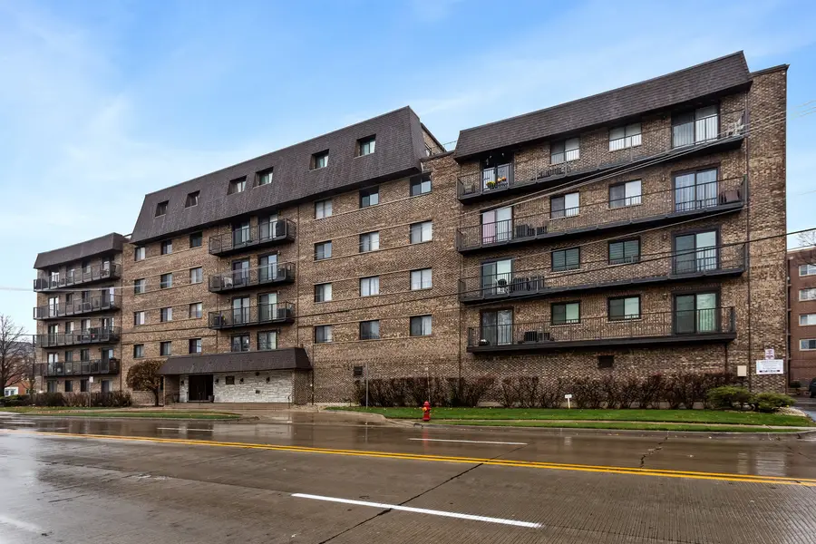 960 S River Road #410, Des Plaines, IL 60016 - Image #2