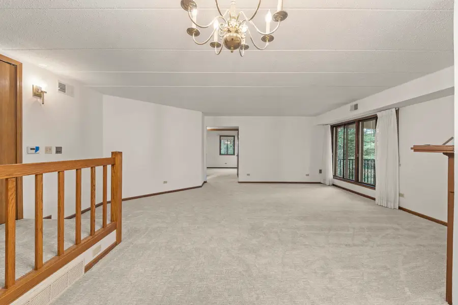 393 Duane Street #203, Glen Ellyn, IL 60137 - Image #3