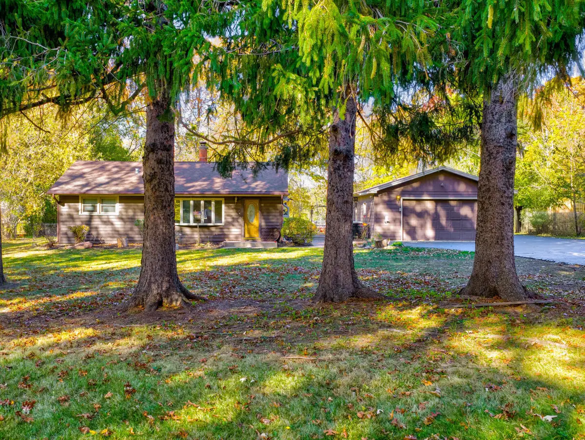 13310 W Greenview Drive, Wadsworth, IL 60083 - Image #1