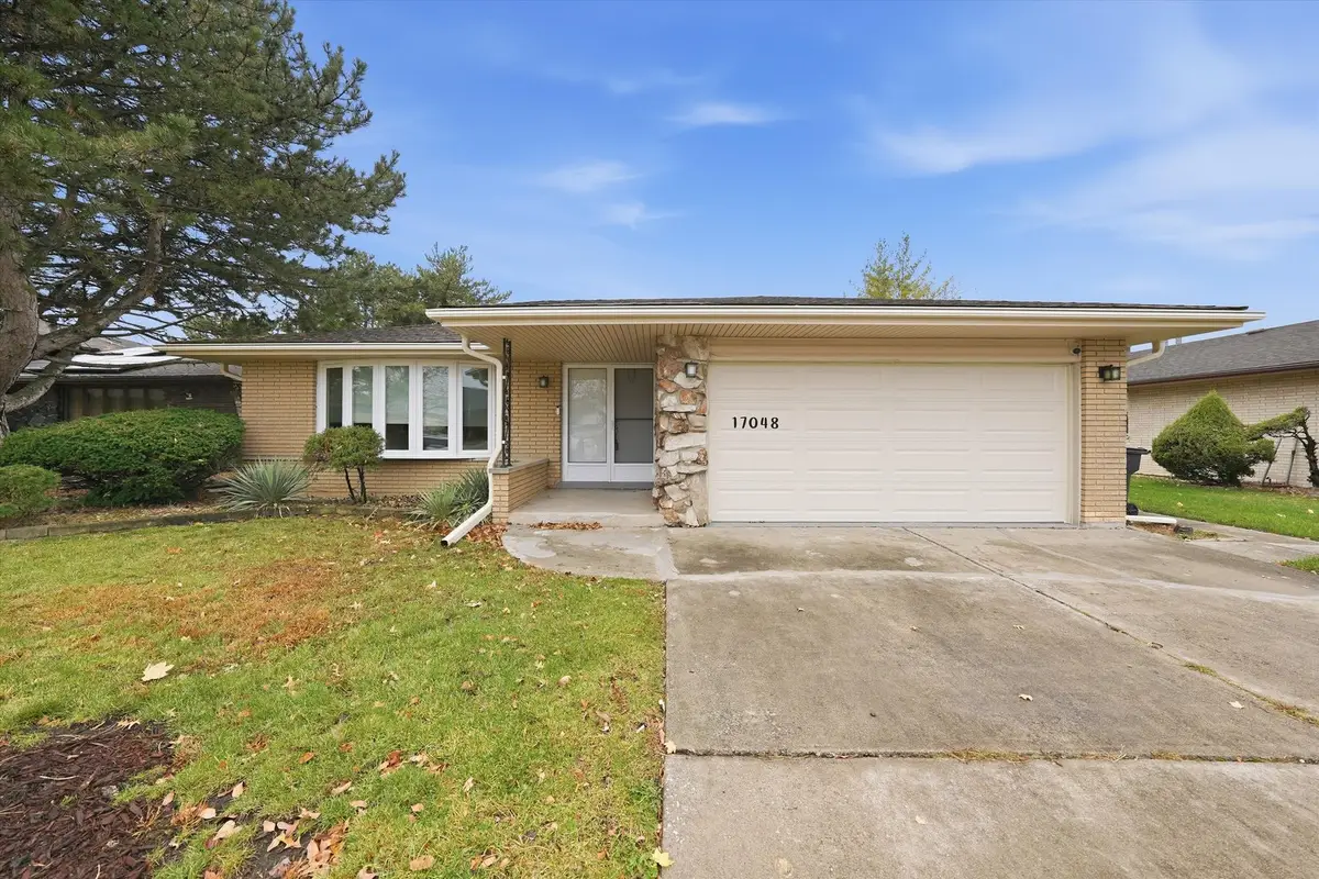 17048 Clyde Avenue, South Holland, IL 60473 - Image #1