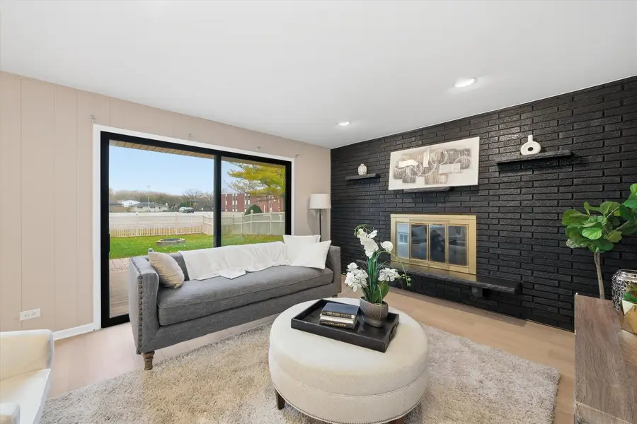 17048 Clyde Avenue, South Holland, IL 60473 - Image #2