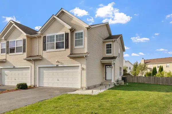 526 Lily Court, Minooka, IL 60447