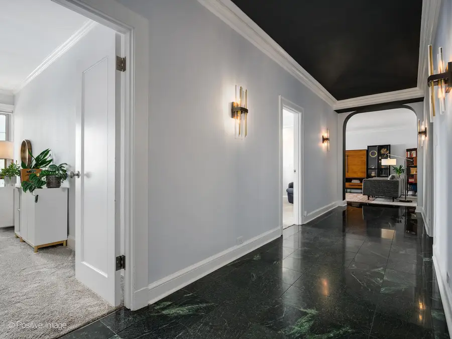 3530 N Lake Shore Drive #11B, Chicago, IL 60657 - Image #2